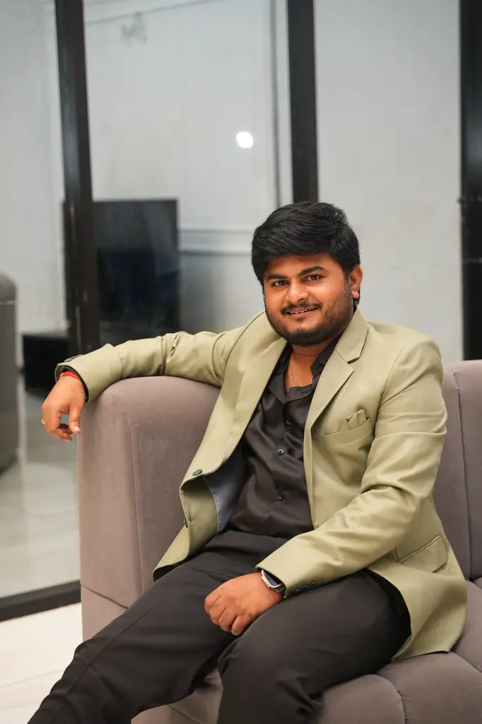 Maneesh Reddy